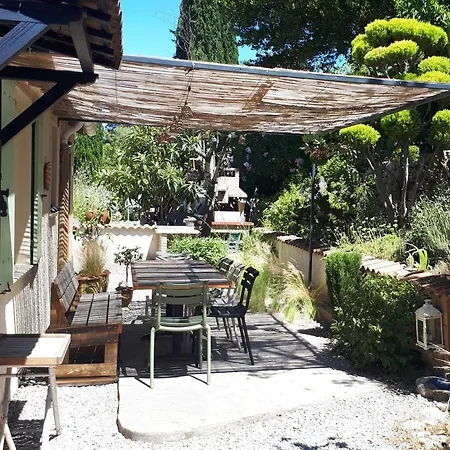 Villa Quiet Calme Rustig